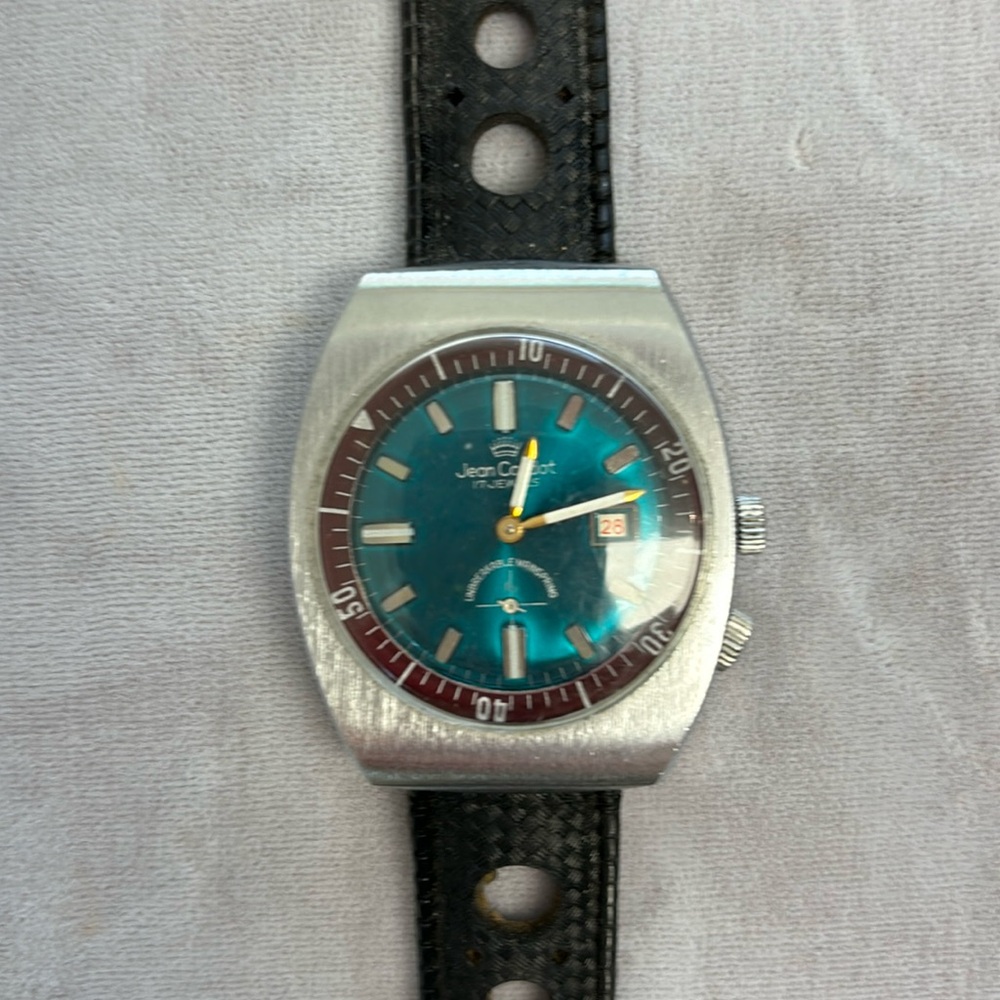 Jean Cardot vintage watch. Winds up and runs.